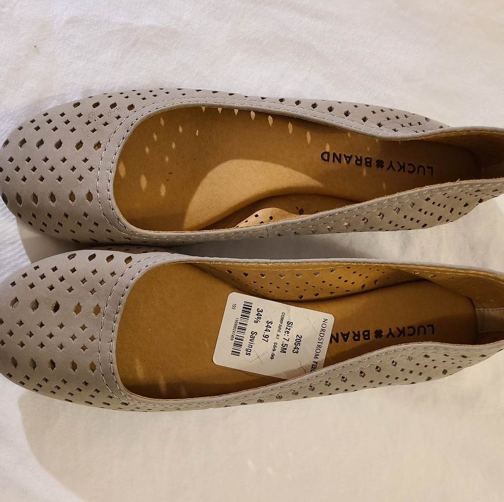 LUCKY brand Nude Flats- size 7.5
